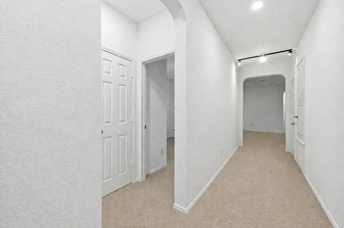 Photo of 160 Phillips DR