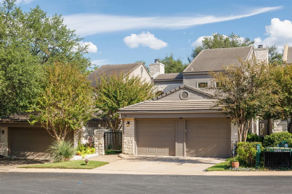 Photo of 116 W Eagle DR