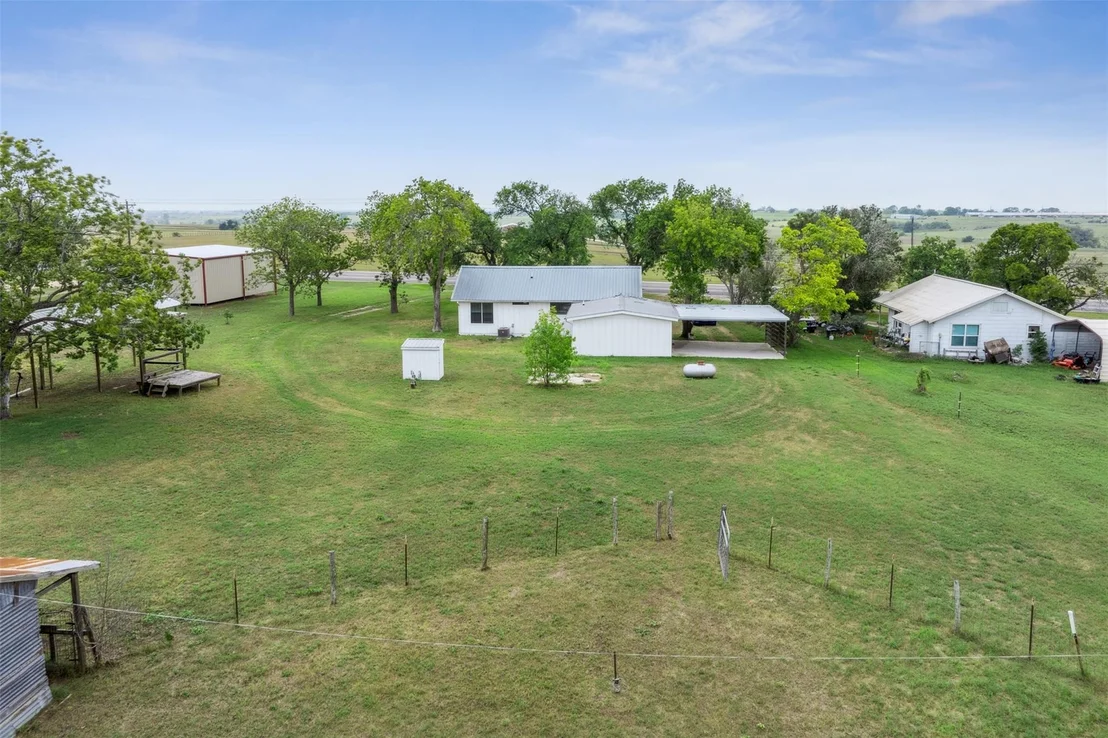 Photo of 5530 US Highway 90a W