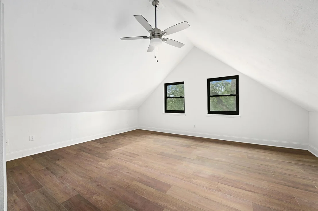 Photo of 322 Mesa Oaks