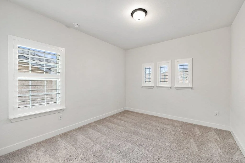 Photo of 17700 Hattie TRCE