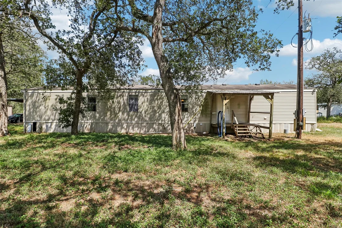 Photo of 716 W County Road 109 RD