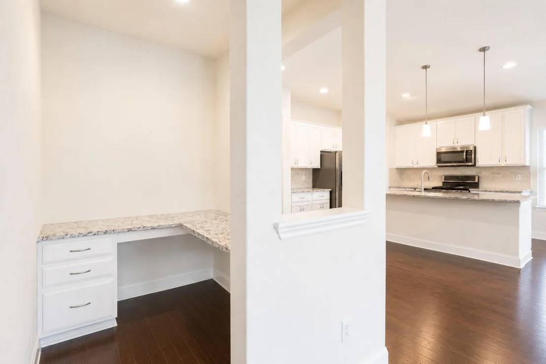 Photo of 7501 Lombardy LOOP