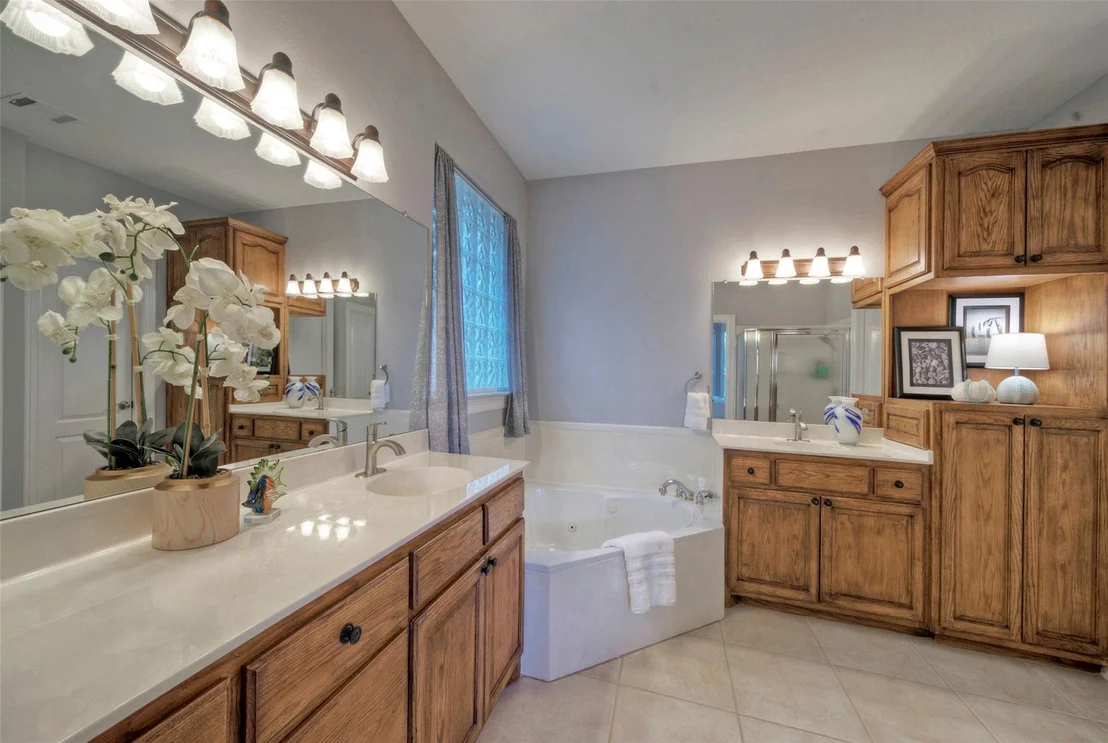 Photo of 10813 River Plantation DR