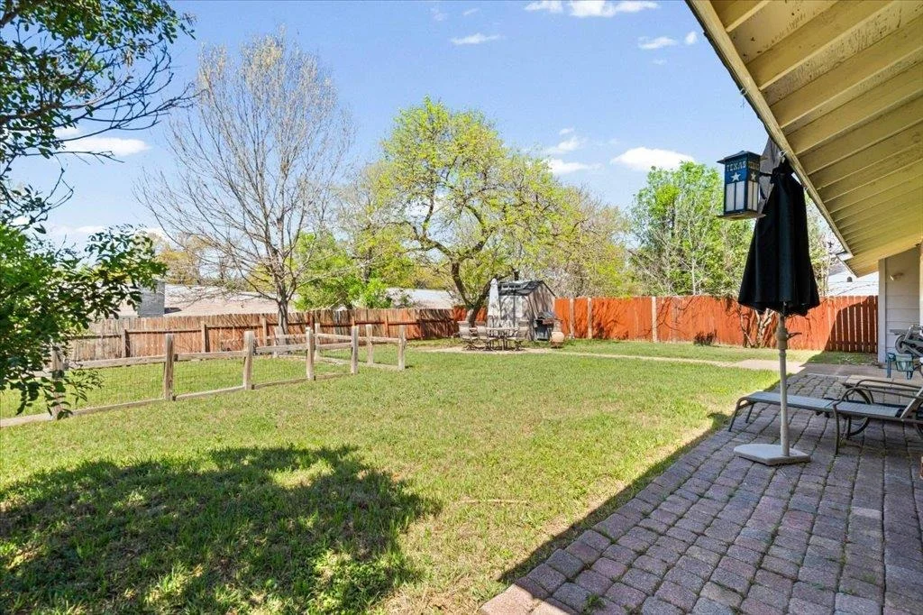 Photo of 9712 Halifax DR