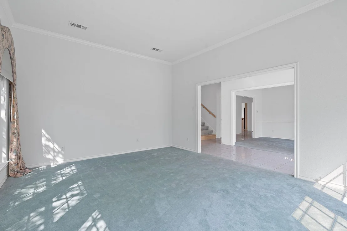 Photo of 700 Barrett LN