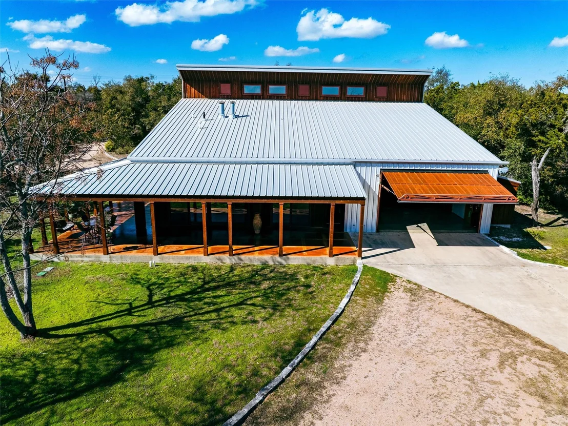 Photo of 10213 Circle DR
