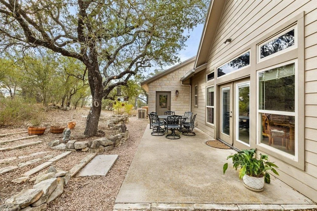 Photo of 232 Crooked Oak LN