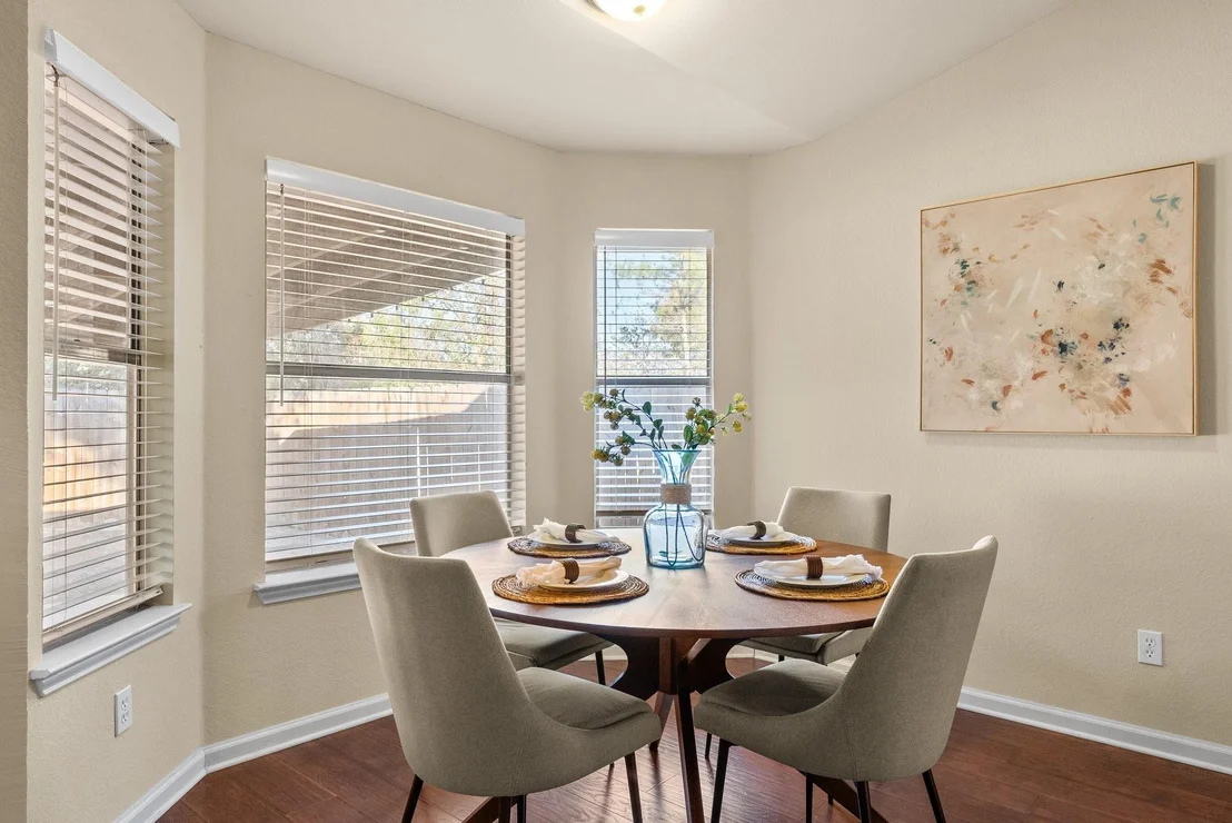 Photo of 9326 Lightwood LOOP