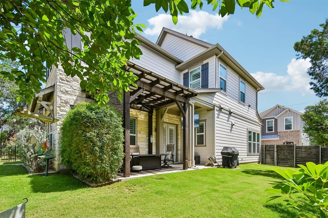 Photo of 13500 Leaton CV