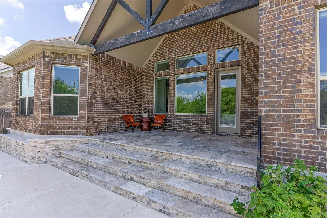 Photo of 833 Tabernash DR