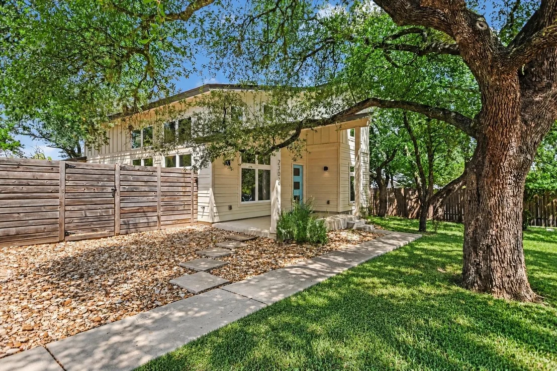 Photo of 2302 Quanah Parker TRL
