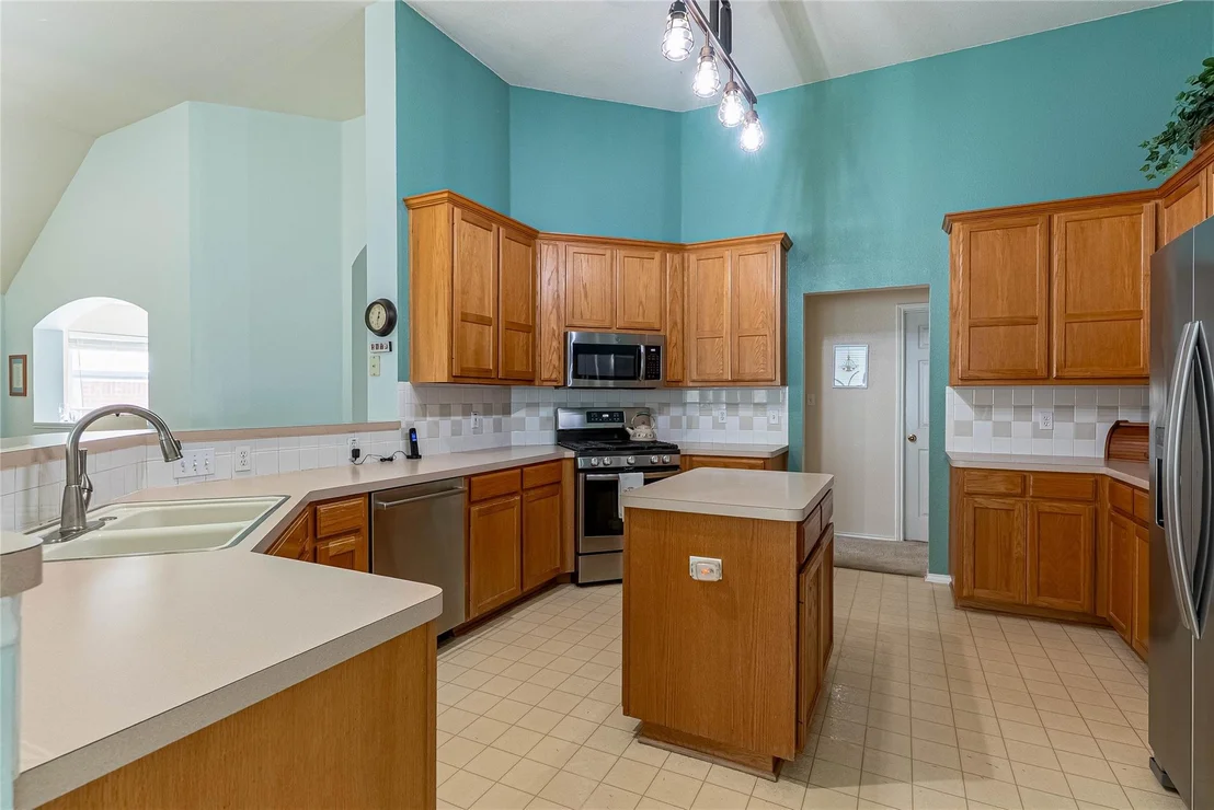Photo of 1106 Willow Creek DR