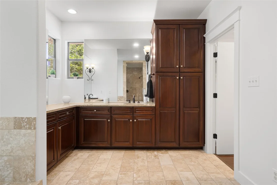 Photo of 1411 Burford PL