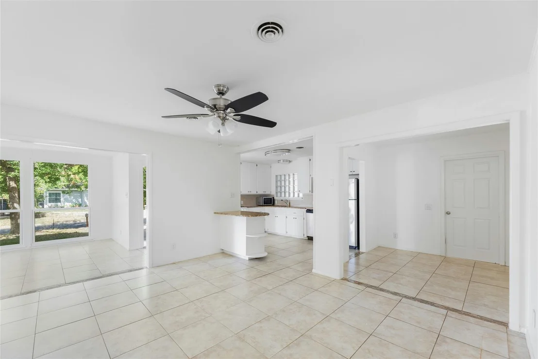 Photo of 6401 Kenilworth DR