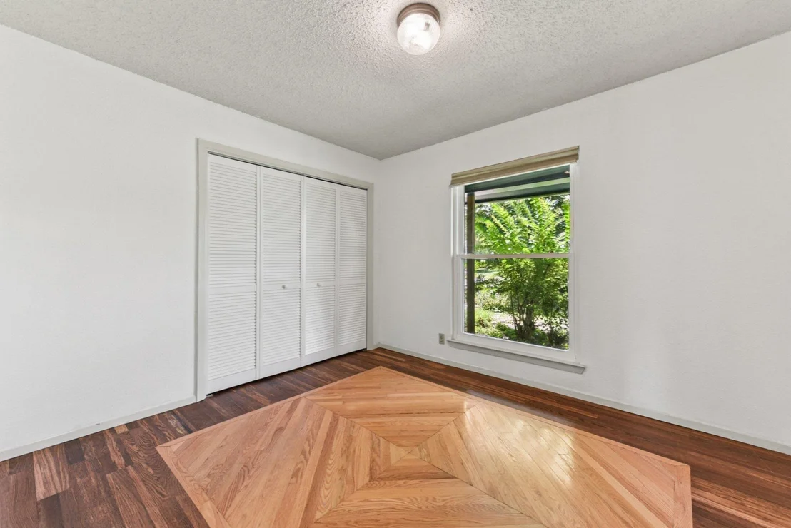 Photo of 602 Splitrock