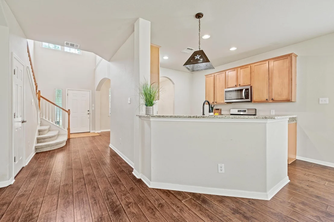 Photo of 1115 Henderson DR