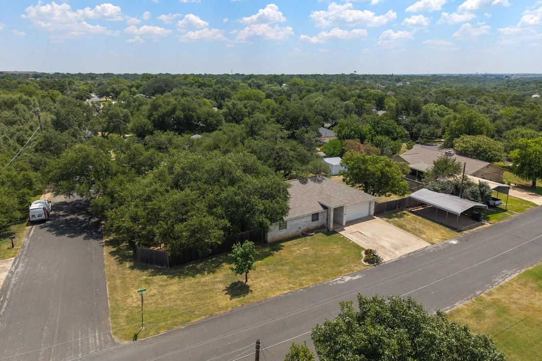 Photo of 201 Pecan LN