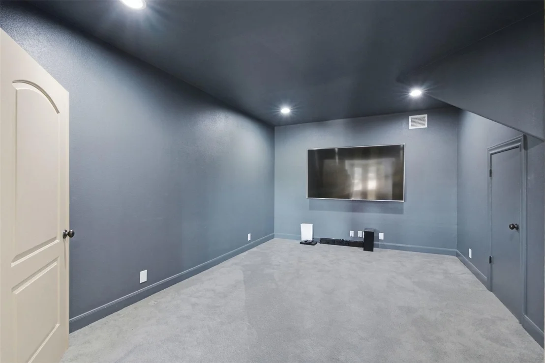 Photo of 108 Crest View DR
