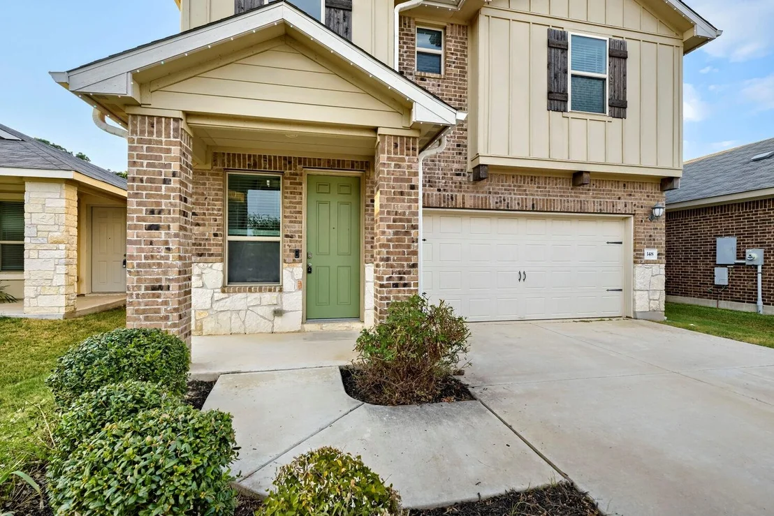 Photo of 148 Mountain Valley ST