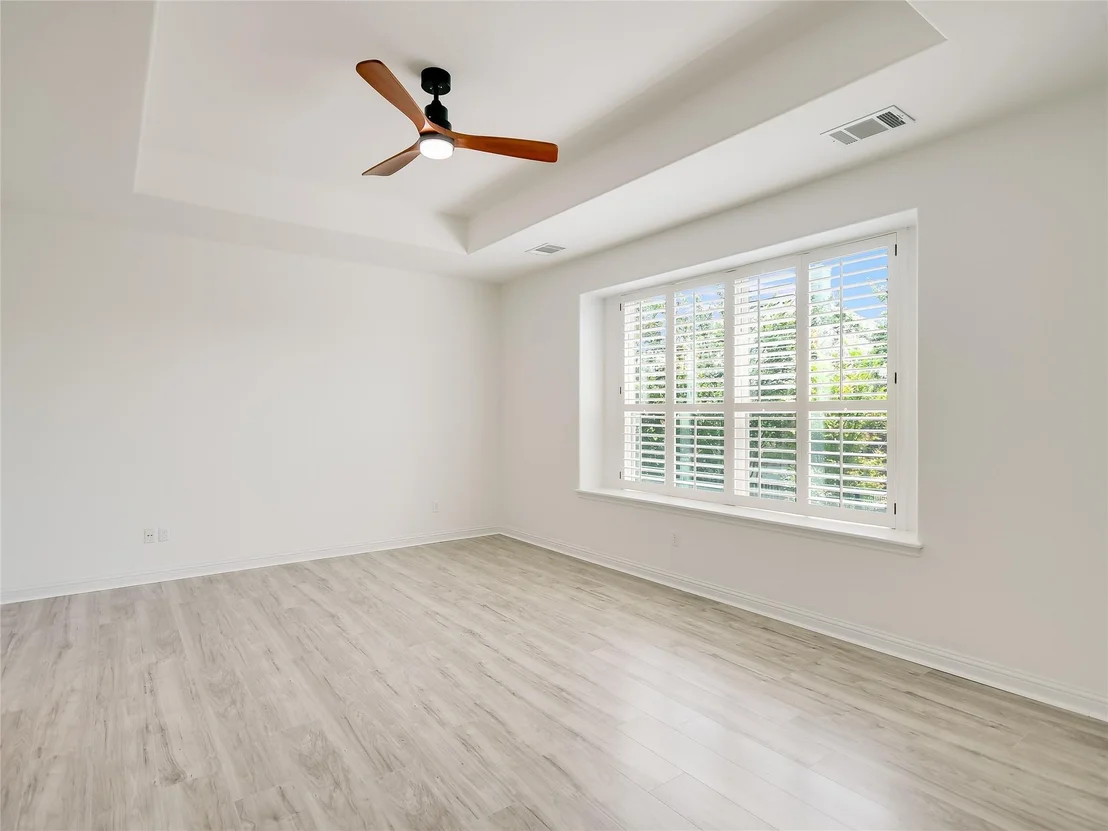 Photo of 15701 Sayan CV