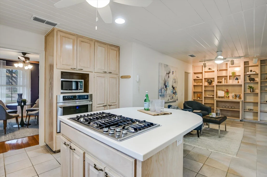 Photo of 1305 Fairwood RD