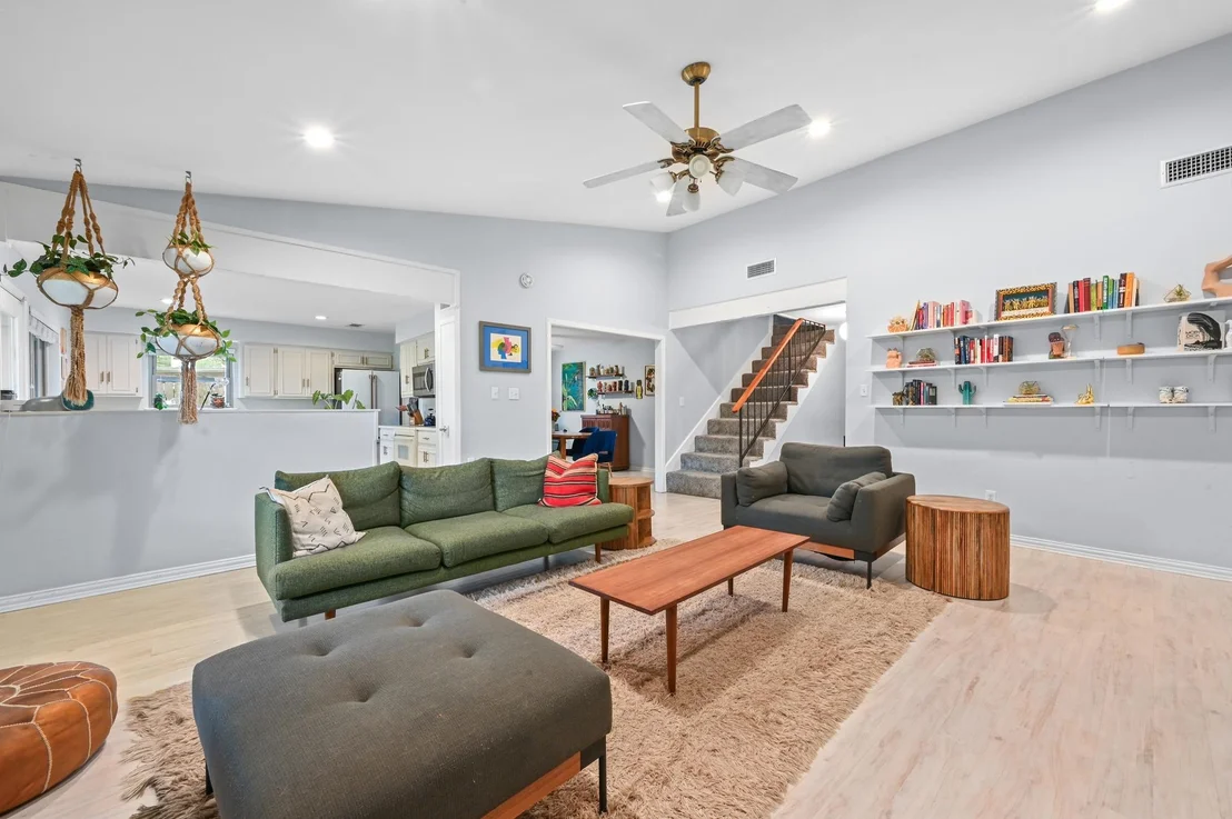 Photo of 2509 Redleaf LN