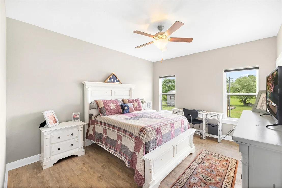 Photo of 1122 County Road 344 RD