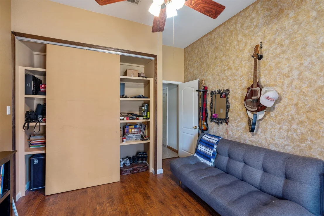 Photo of 1211 Sugarberry DR