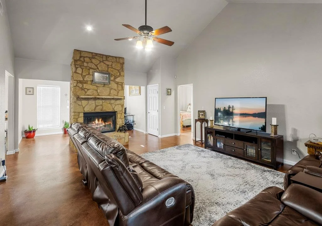 Photo of 1209 Shady Oaks