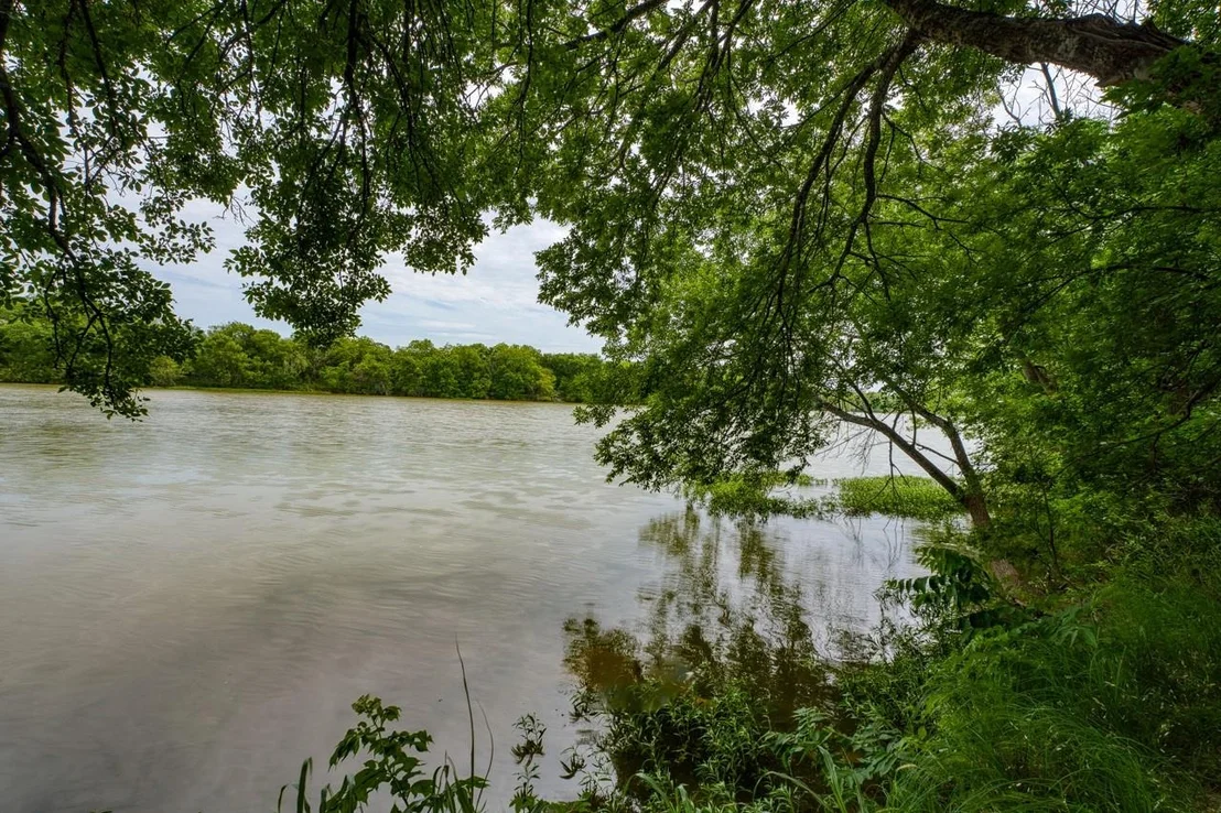 Photo of 624 N US 281
