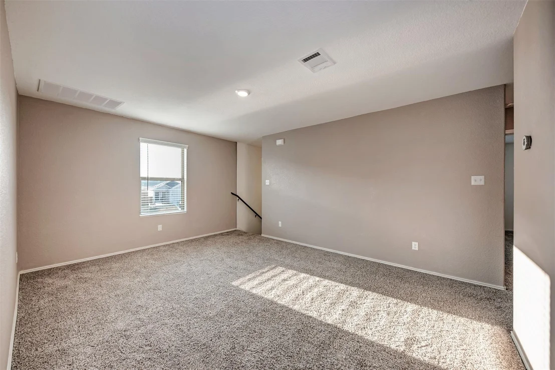 Photo of 817 Circle WAY