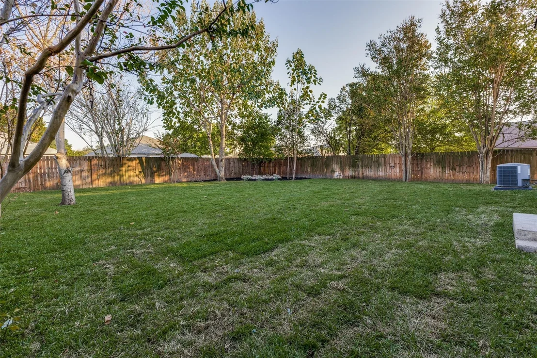 Photo of 2949 Donnell DR