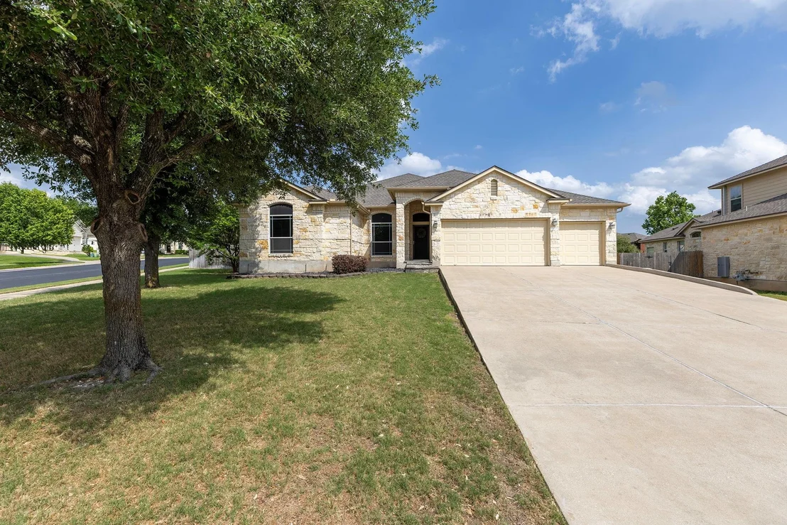 Photo of 2129 Aaron Ross WAY