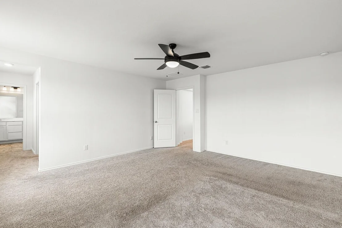 Photo of 1232 Adam LN