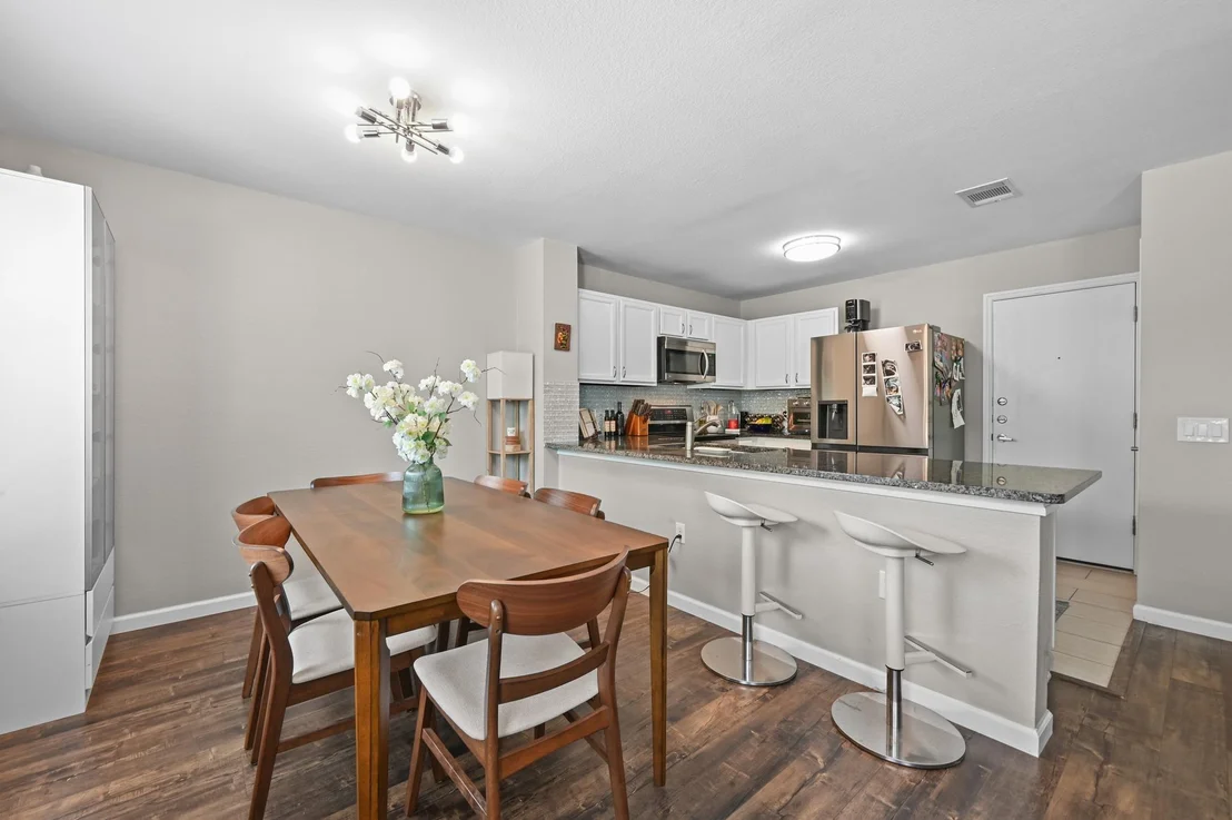 Photo of 1414 Strickland DR