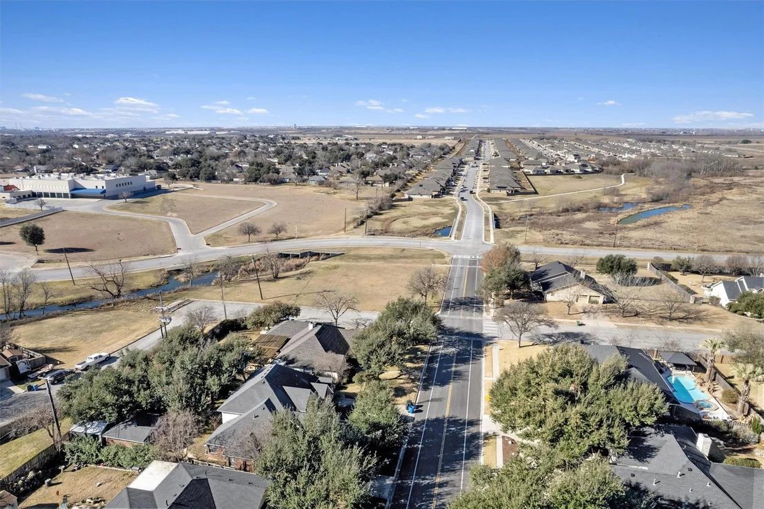 Photo of 3949 Pinehurst DR