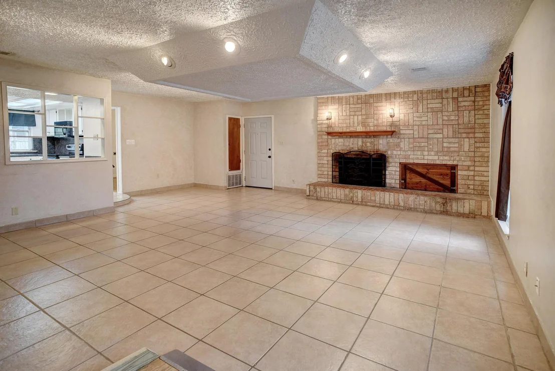 Photo of 204 Maynard ST