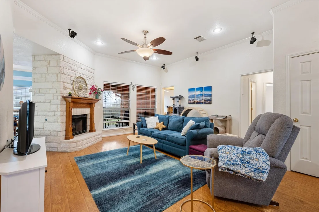 Photo of 1708 Bowen Ave