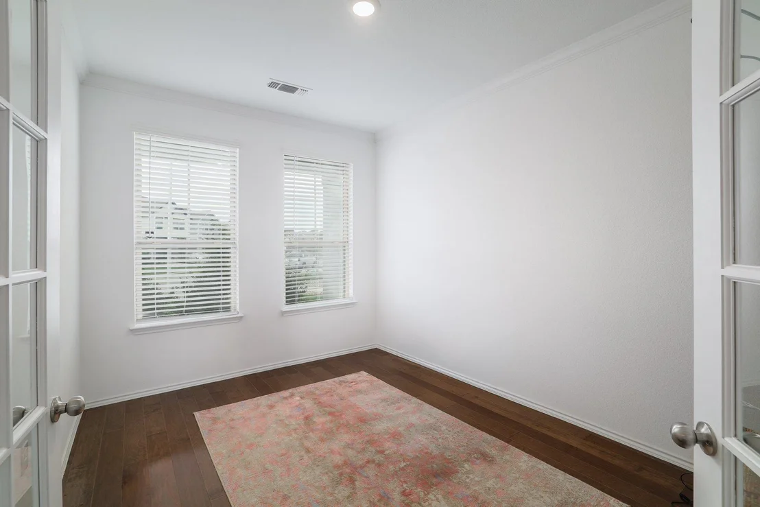 Photo of 6829 Ellsworth WALK