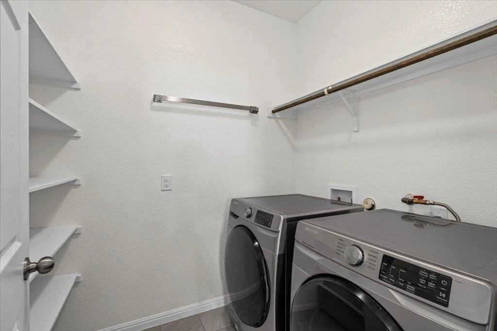 Photo of 1012 Goldilocks LN