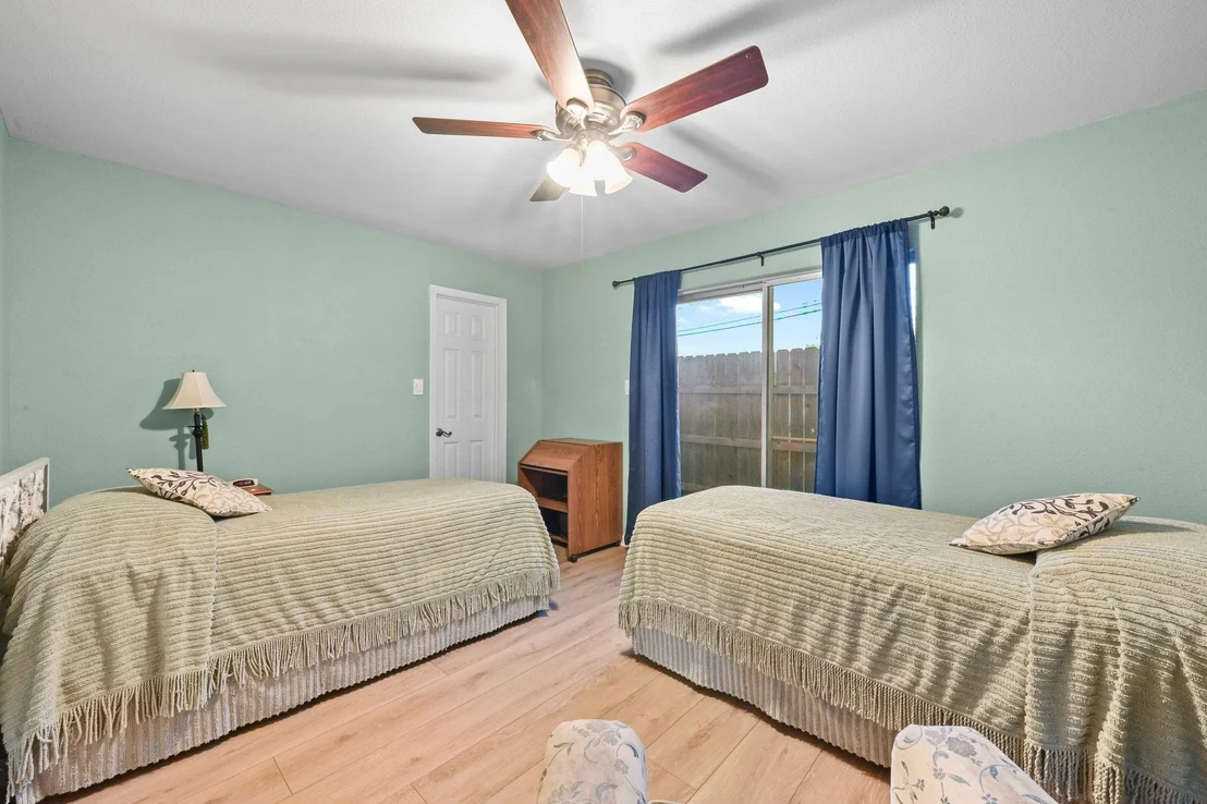 Photo of Unit 28 at 2425 Ashdale DR