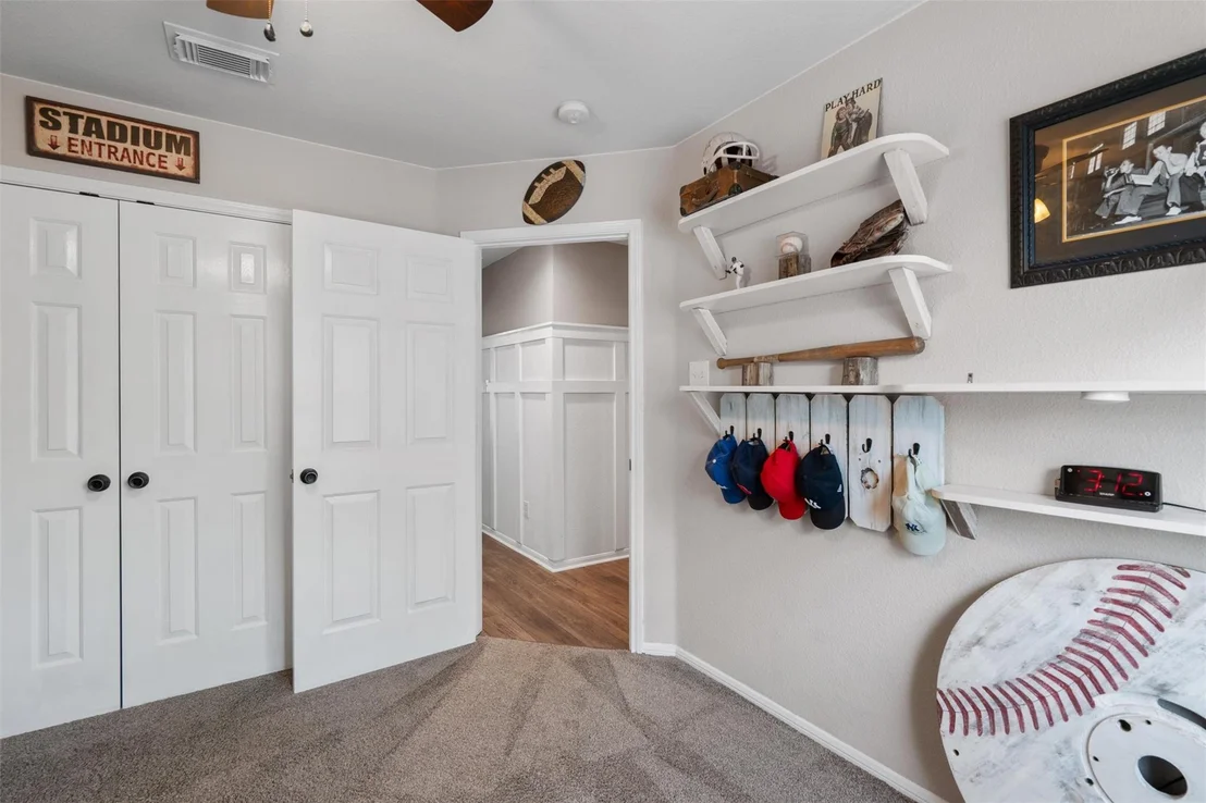Photo of 117 Signal Hill DR