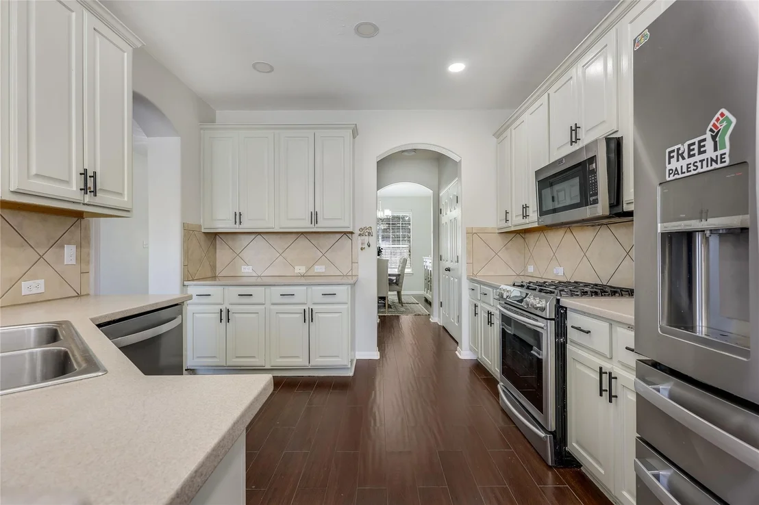 Photo of 916 Abbeyglen Castle DR