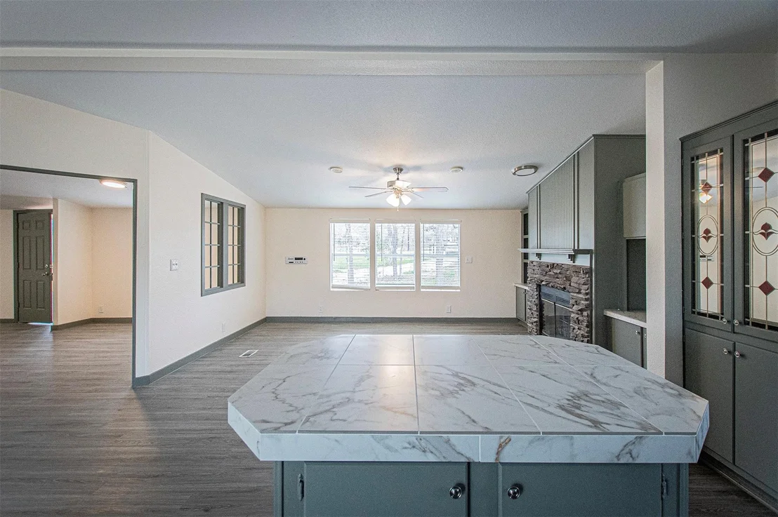 Photo of 241 Comancheria TRL