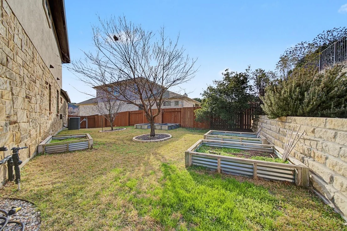 Photo of 18520 Dewitt PL