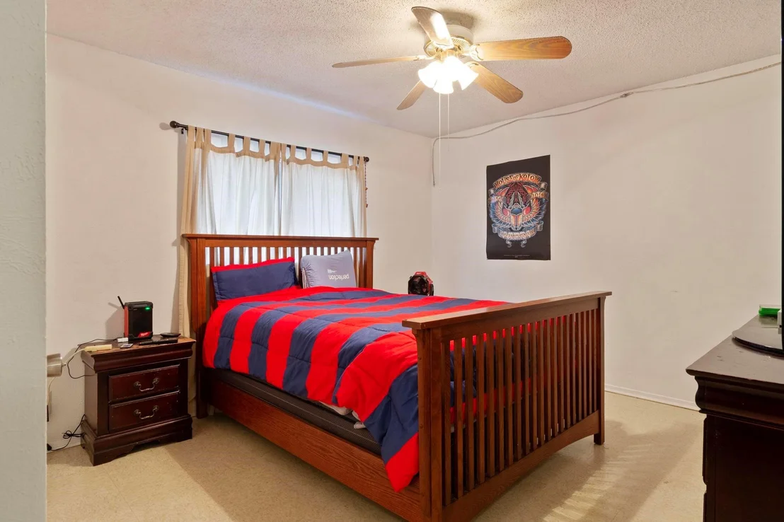 Photo of 1107 Kenyon DR