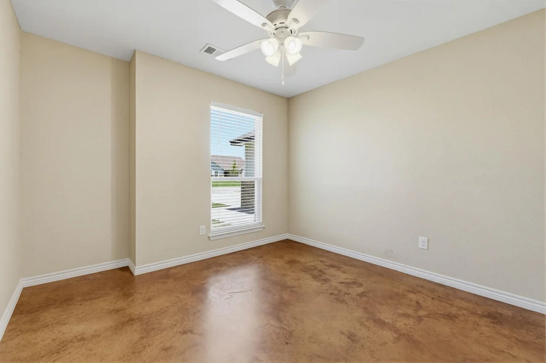 Photo of 1124 Limestone DR