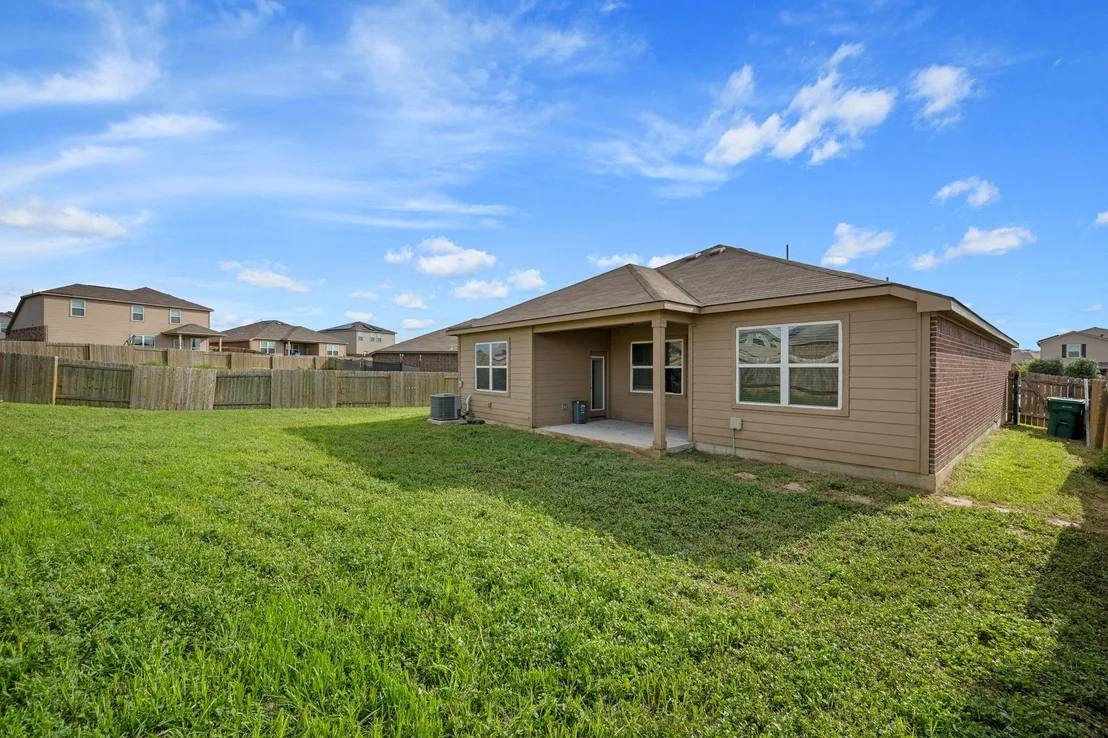 Photo of 13609 Henry A. Wallace LN