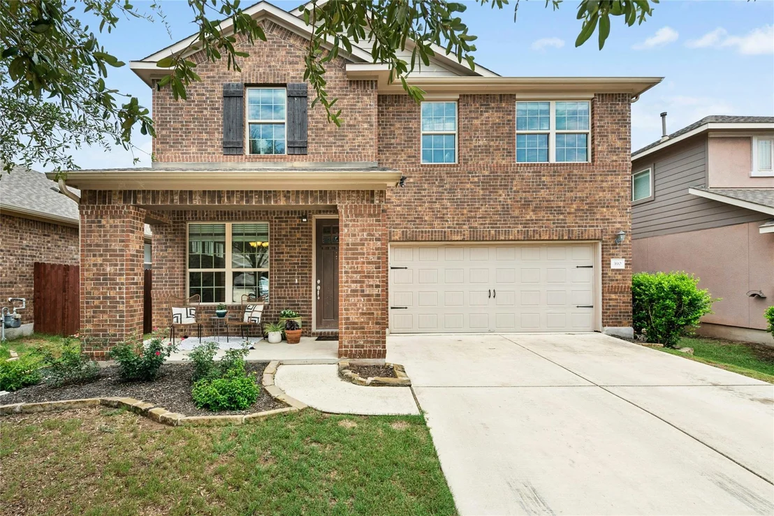 Photo of 390 Fletcher BND